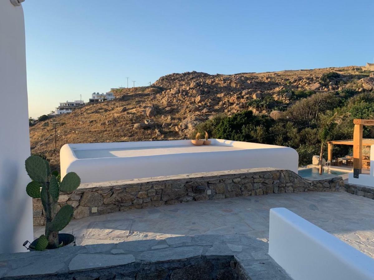 ホテル Aelia Mykonos オルノス エクステリア 写真
